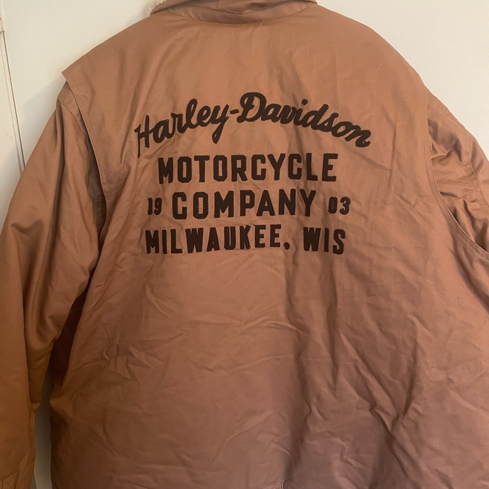 Men’s Harley-Davidson Jacket. Warm for winter!